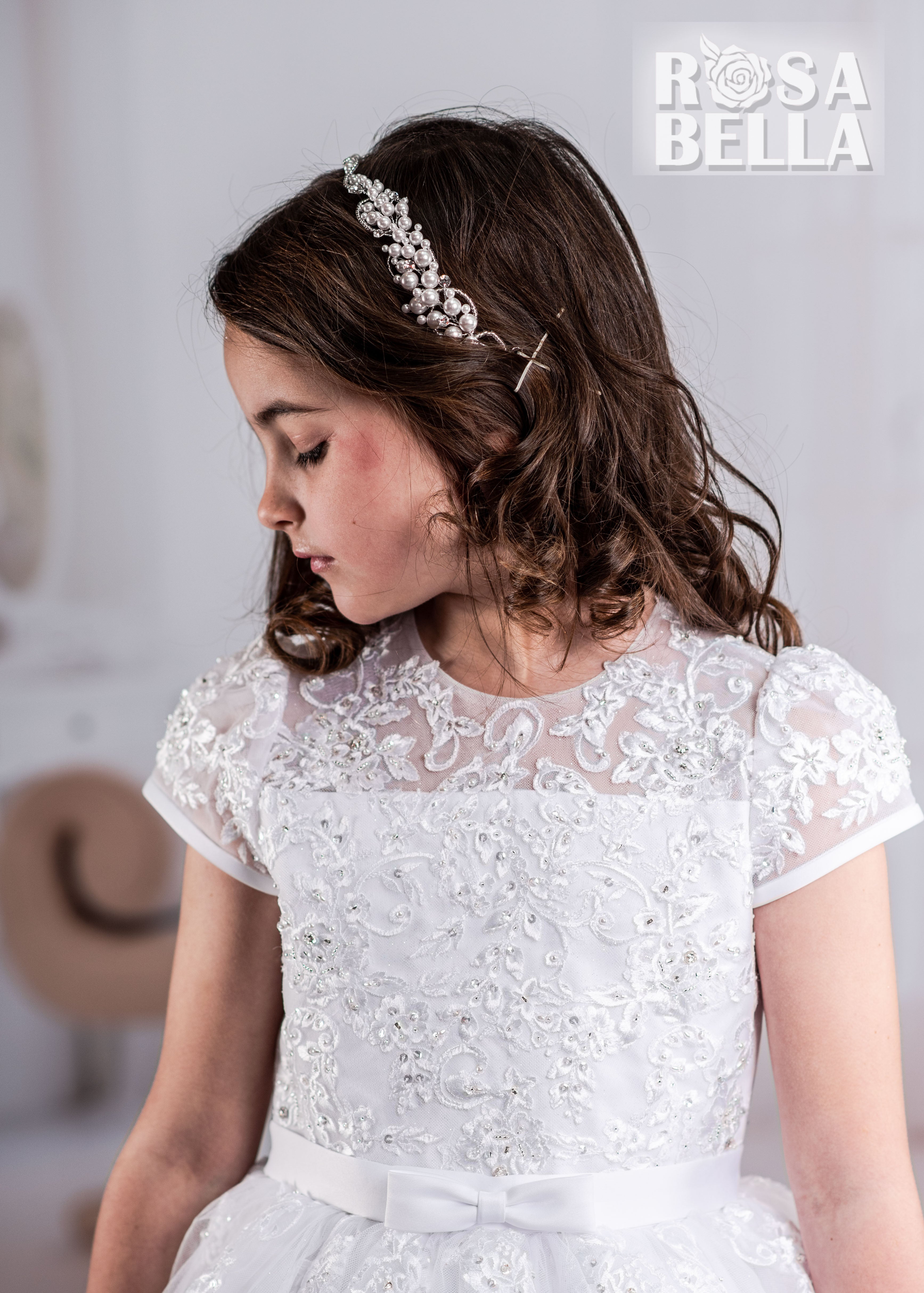 48 Simply Stunning First Communion Hairstyles for Girls